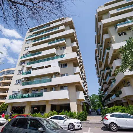 2 Moonlight Apartment